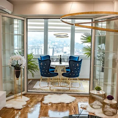 Luxury Karic Free Parking *