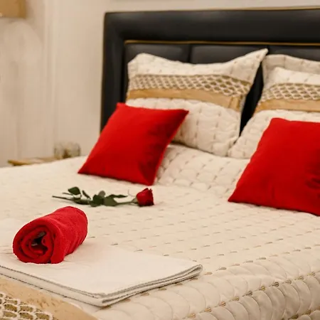 Luxury Karic Free Parking Apartmán *