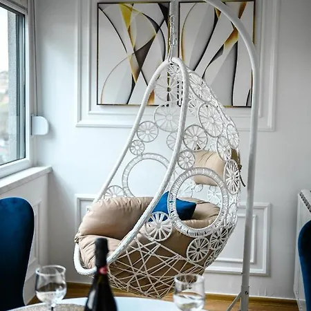 Luxury Karic Free Parking Apartmán