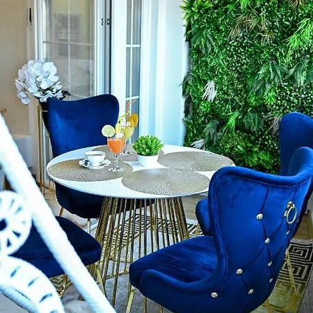 Luxury Karic Free Parking *