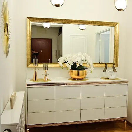 Luxury Karic Free Parking