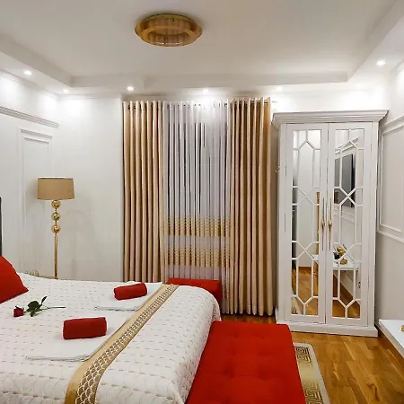 Luxury Karic Free Parking